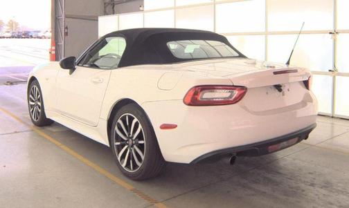 2019 FIAT 124 Spider URBANA EDITION