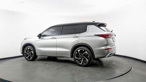 2023 Mitsubishi Outlander SEL Black Edition