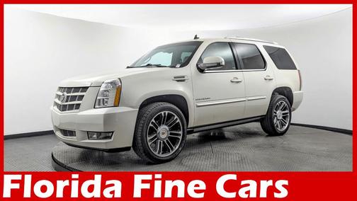 White Diamond Tri-Coat 2013 Cadillac Escalade Premium