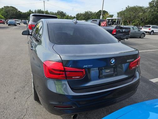 2018 BMW 320 i xDrive