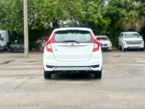 2018 Honda Fit EX