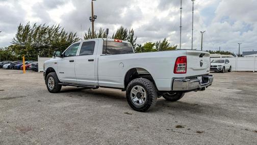 Bright White Clearcoat 2022 RAM 2500 Tradesman