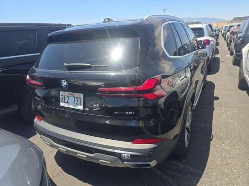Black Sapphire Metallic 2024 BMW X5 sDrive40i