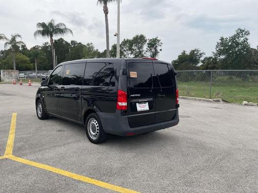 Obsidian Black Metallic 2019 Mercedes-Benz Metris Base