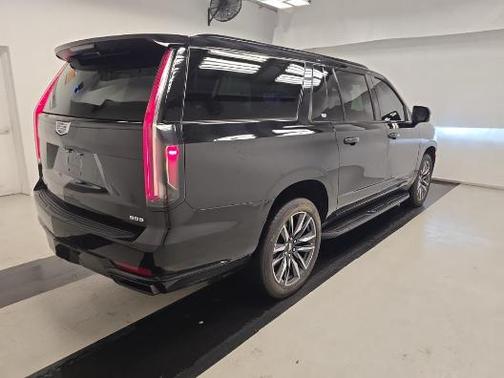 2021 Cadillac Escalade ESV Sport