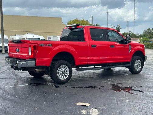 Red 2019 Ford F-250 XLT