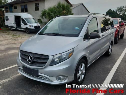 2016 Mercedes-Benz Metris Base