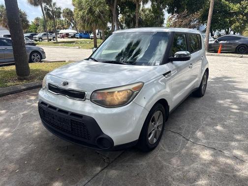 Clear White 2014 Kia Soul +