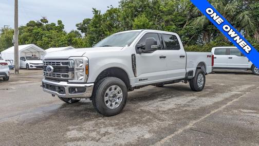 Oxford White 2024 Ford F-250 XLT