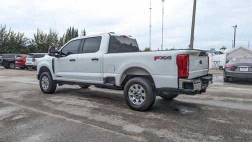 Oxford White 2024 Ford F-250 XLT