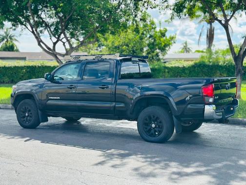 2018 Toyota Tacoma SR5