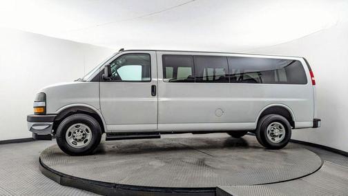 2023 Chevrolet Express 3500 LT