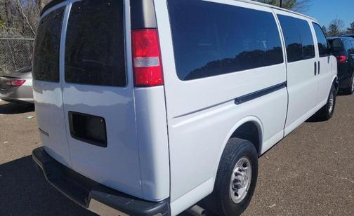 2023 Chevrolet Express 3500 LT