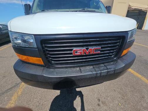 2023 GMC Savana 2500 Work Van