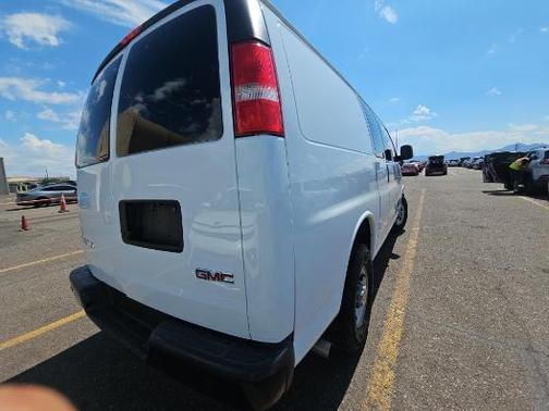 2023 GMC Savana 2500 Work Van