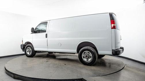 2023 GMC Savana 2500 Work Van