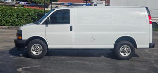2023 GMC Savana 2500 Work Van