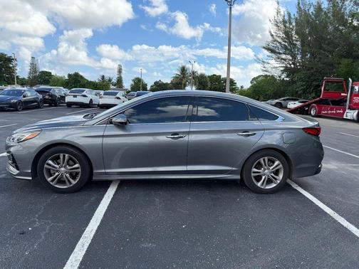2018 Hyundai SONATA Limited