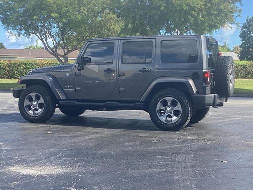 2017 Jeep Wrangler Unlimited Sahara