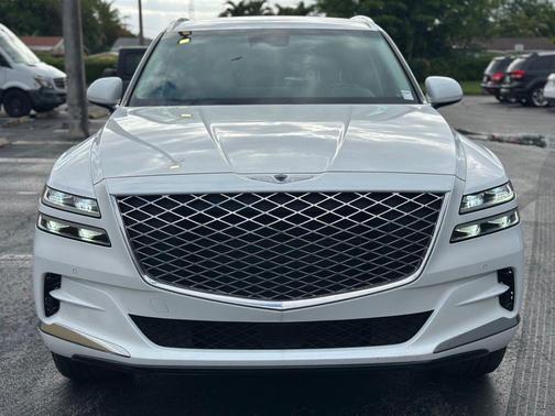 Uyuni White 2024 Genesis GV80 2.5T