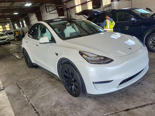 Pearl White Multi 2021 Tesla Model Y Long Range