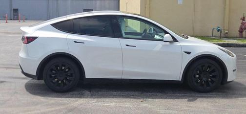 Pearl White Multi 2021 Tesla Model Y Long Range