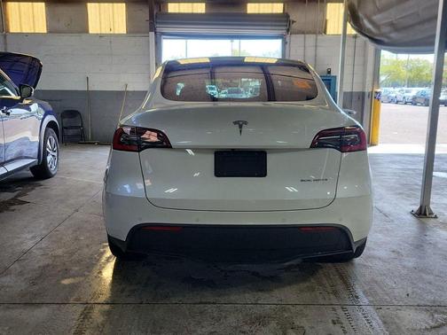 Pearl White Multi 2021 Tesla Model Y Long Range