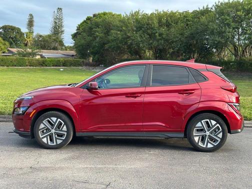 2023 Hyundai KONA EV SEL