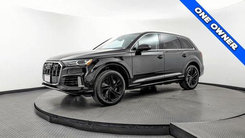 2022 Audi Q7 55 Premium Plus