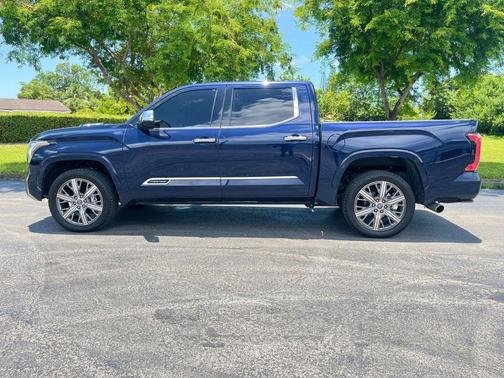 2022 Toyota Tundra Hybrid Capstone