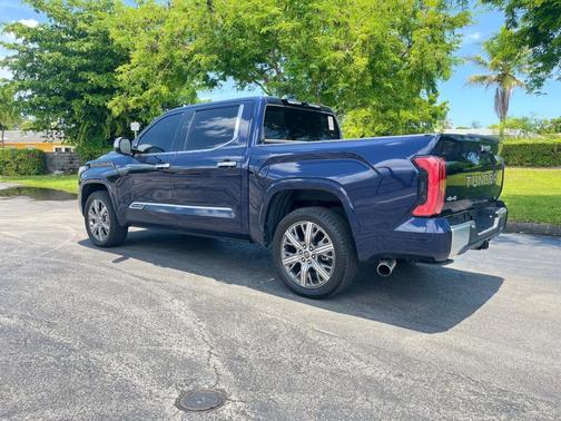 2022 Toyota Tundra Hybrid Capstone