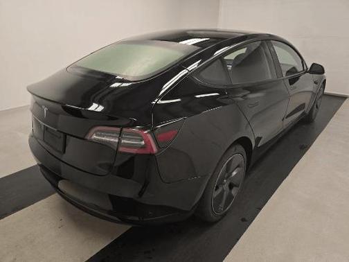 2022 Tesla Model 3 Base