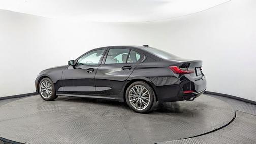 2023 BMW 330 i