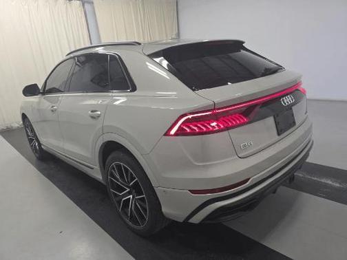 2021 Audi Q8 55 Premium Plus