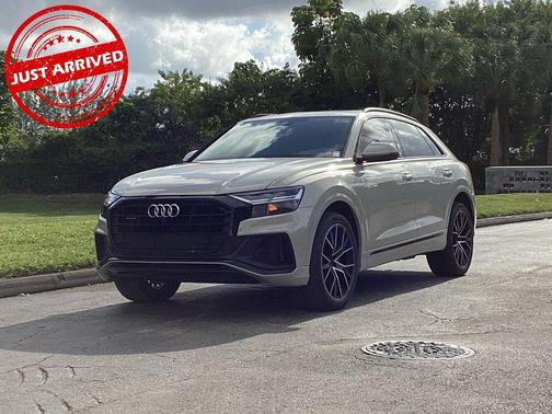 2021 Audi Q8 55 Premium Plus