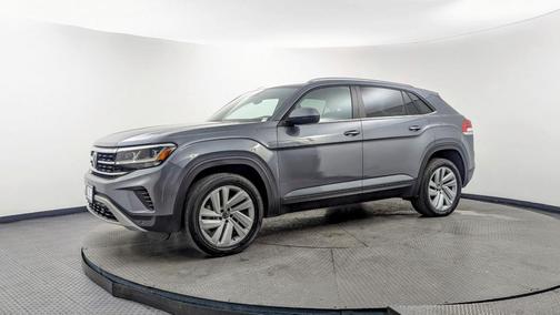2021 Volkswagen Atlas Cross Sport 2.0T SE w/Technology