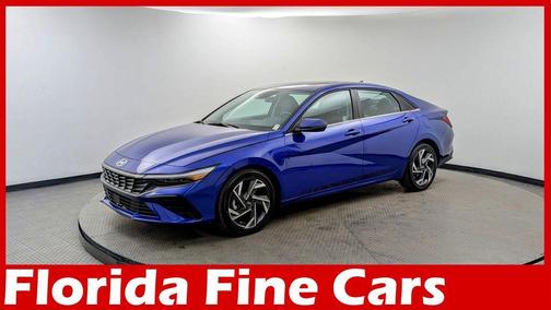 2025 Hyundai ELANTRA Limited