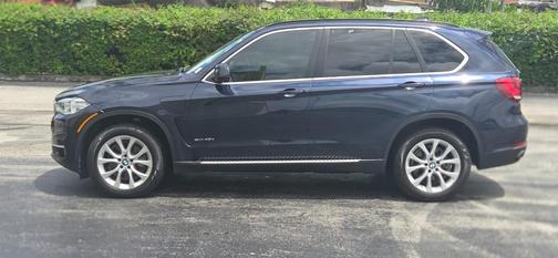 Imperial Blue Metallic 2016 BMW X5 eDrive xDrive40e