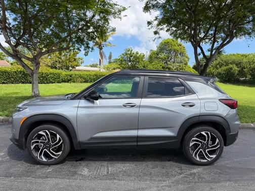 Sterling Gray Metallic 2024 Chevrolet Trailblazer RS