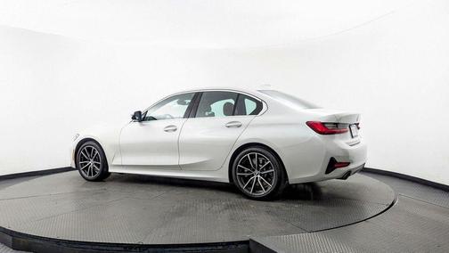 2020 BMW 330 i
