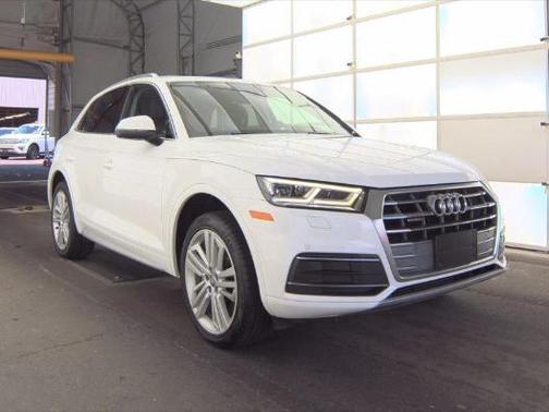 2020 Audi Q5 40 Premium Plus