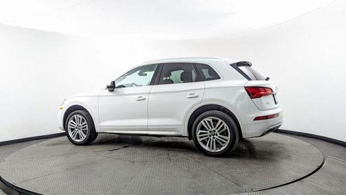 2020 Audi Q5 40 Premium Plus