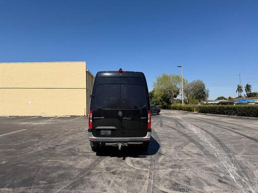 2021 Mercedes-Benz Sprinter 2500 ROOF 144.0 WB