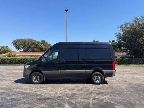 2021 Mercedes-Benz Sprinter 2500 ROOF 144.0 WB