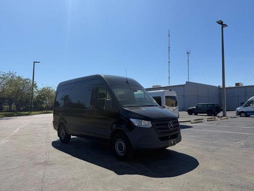 2021 Mercedes-Benz Sprinter 2500 ROOF 144.0 WB