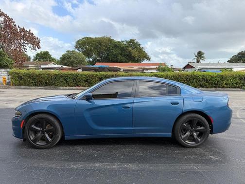 2021 Dodge Charger SXT