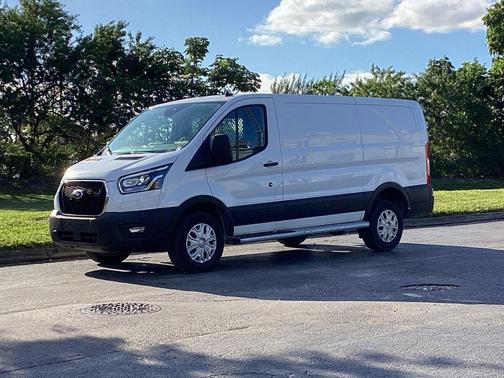 2023 Ford Transit-250 