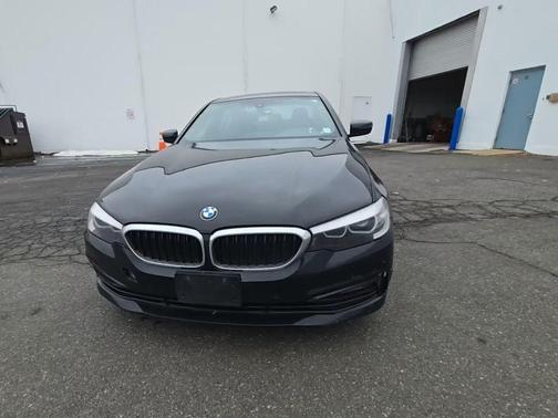 2017 BMW 530 i xDrive