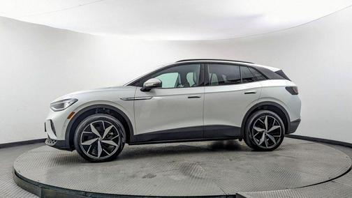 Opal White Pearl Effect 2023 Volkswagen ID.4 Pro S