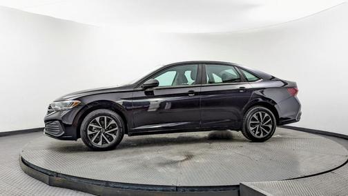 Deep Black Pearl Effect 2024 Volkswagen Jetta 1.5T S
